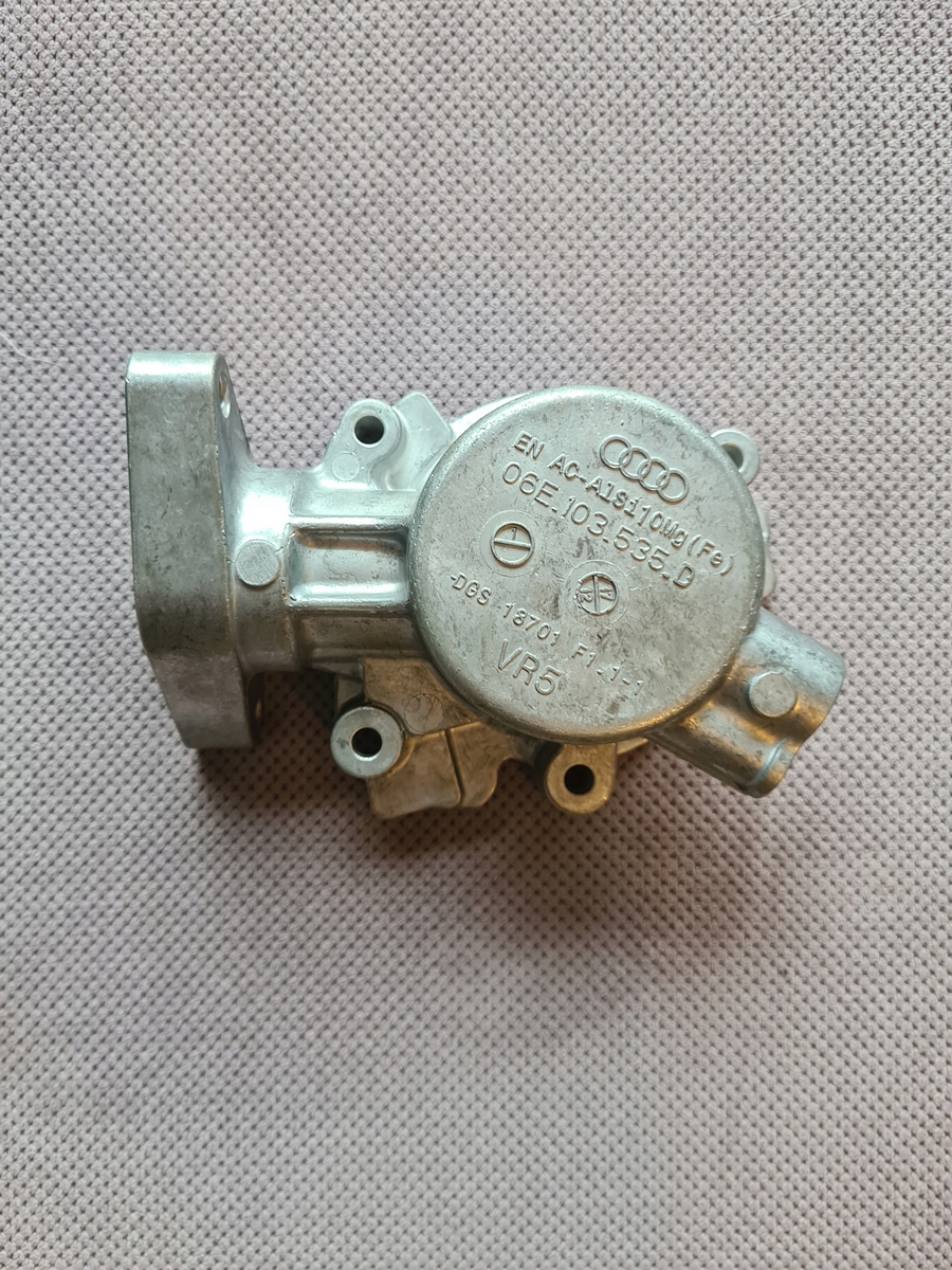 Kryt palivového čerpadla Audi 3.0 TFSI