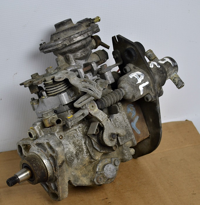 VSTREKOVACIE ČERPADLO CITROEN PEUGEOT 0460484019 1.9