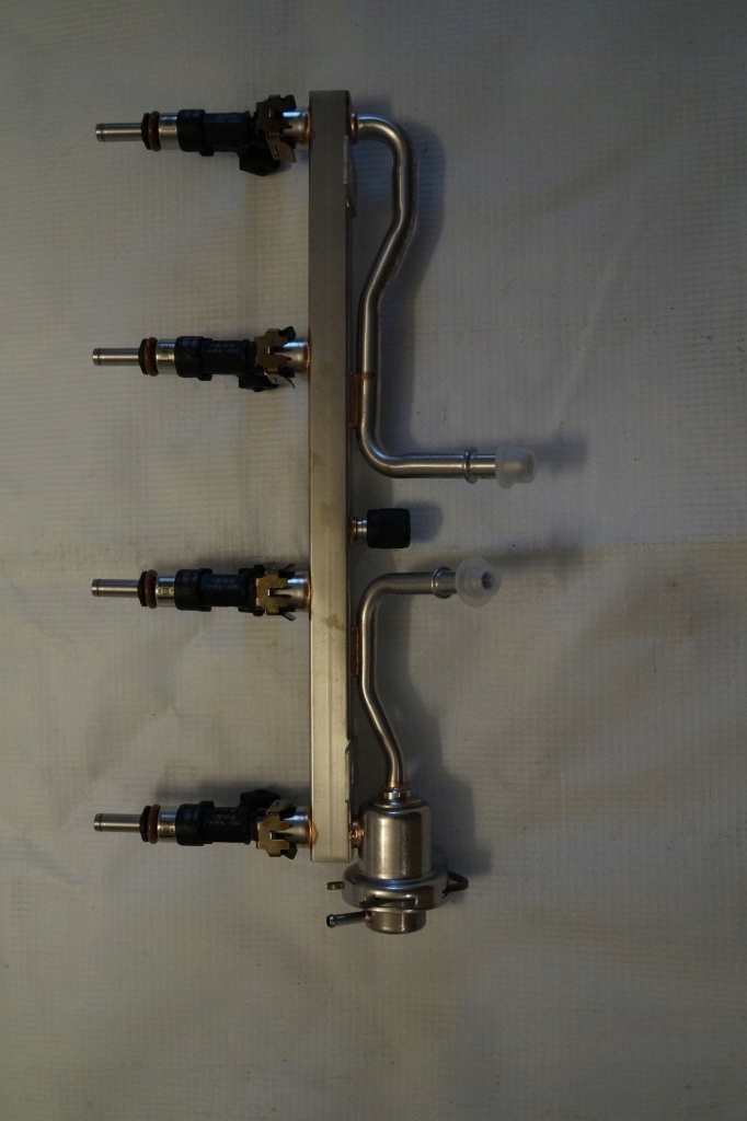 Vstrekovacia lišta Bosch Opel 1.6 T 0280151220