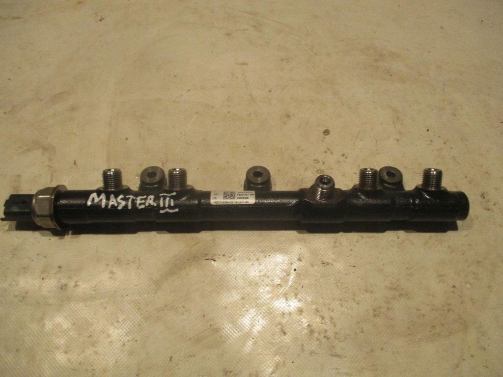 MASTER III 2.3 Dci 165 VSTREKOVACÍ STROJ 8201257368