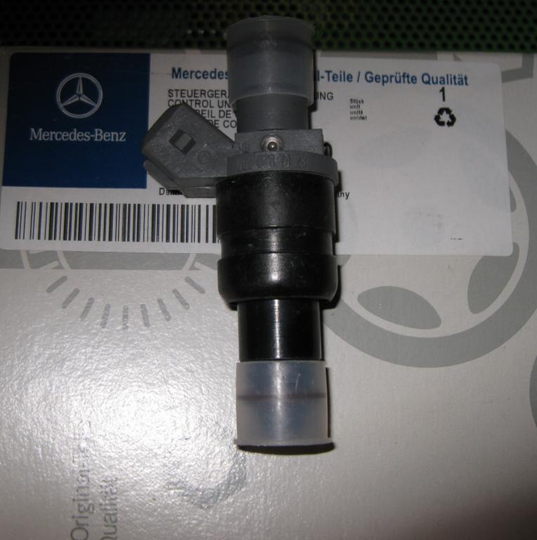 Mercedes -Benz. Siemens 0000787423 Vstrekovanie Nové!