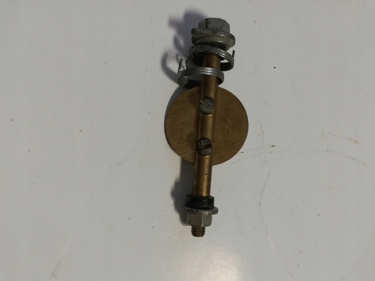 KARBURETOROVÝ ŠROUB NÁPRAVY FIAT 126P 6,3MM NOVÝ ORG