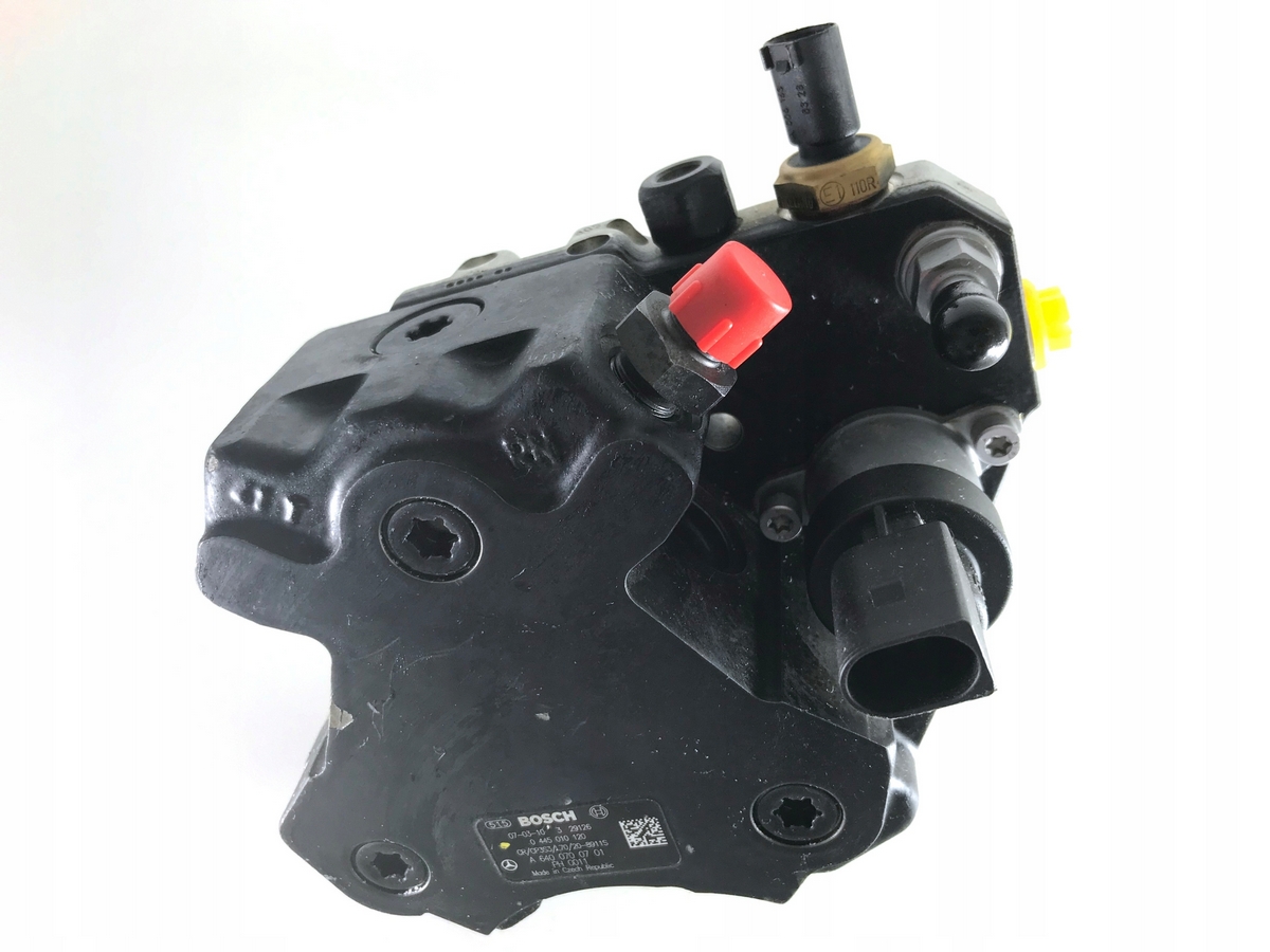 VSTREKOVACIE ČERPADLO 0445010120 A6400700701 MERCEDES