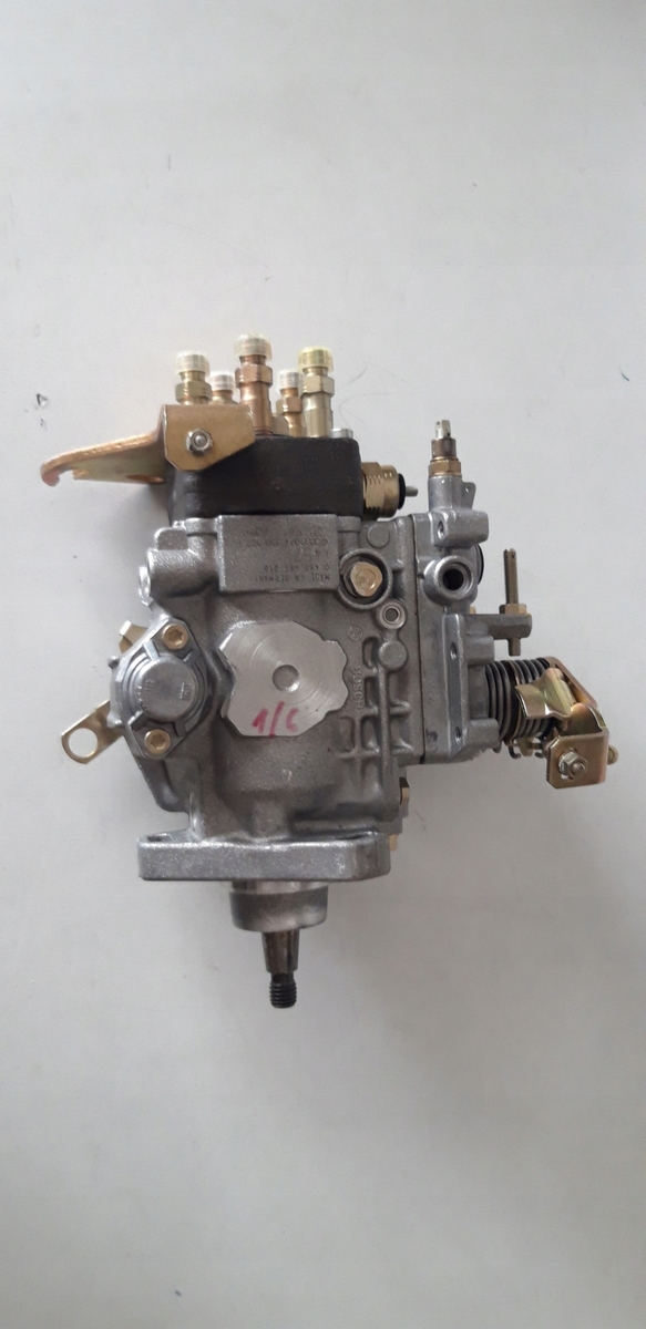 VSTREKOVACIE ČERPADLO VW TRANSPORTER T4 2.4 D 0460485010