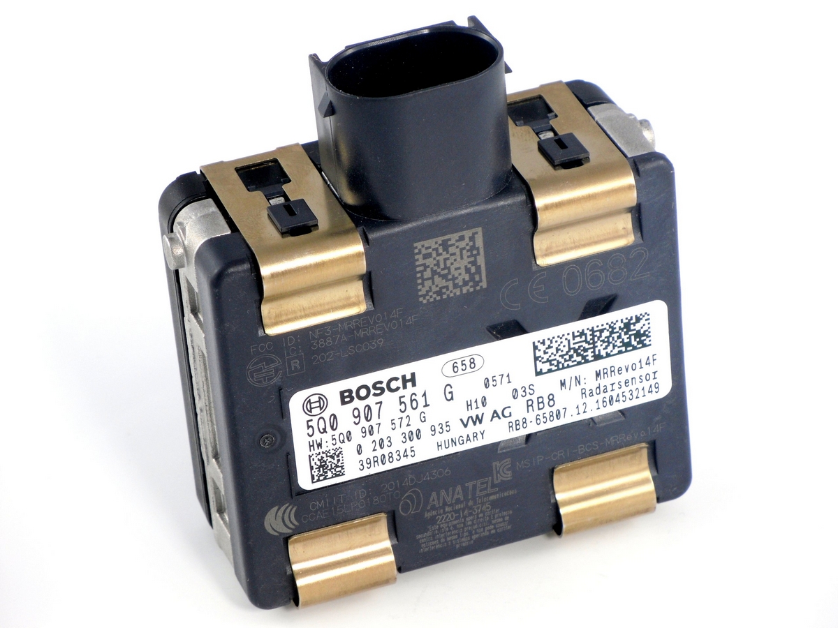 VZDIALENÝ RADAR DISTRONIC 5Q0907561G VW AUDI A3