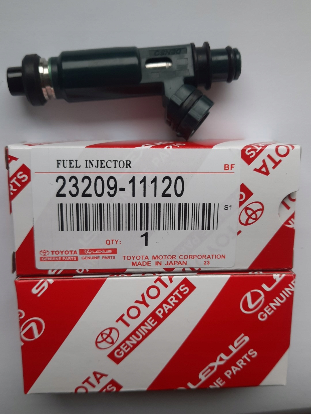 TOYOTA STARLET COROLLA INJECTION 23209-11120 originál