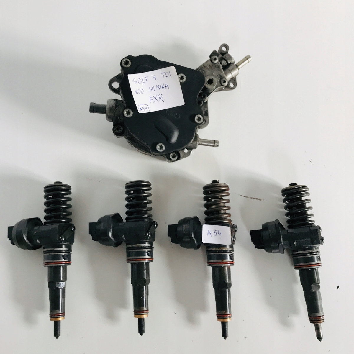 INJEKCIE + SADA ČERPADIEL VW GOLF IV 1,9 TDI AXR