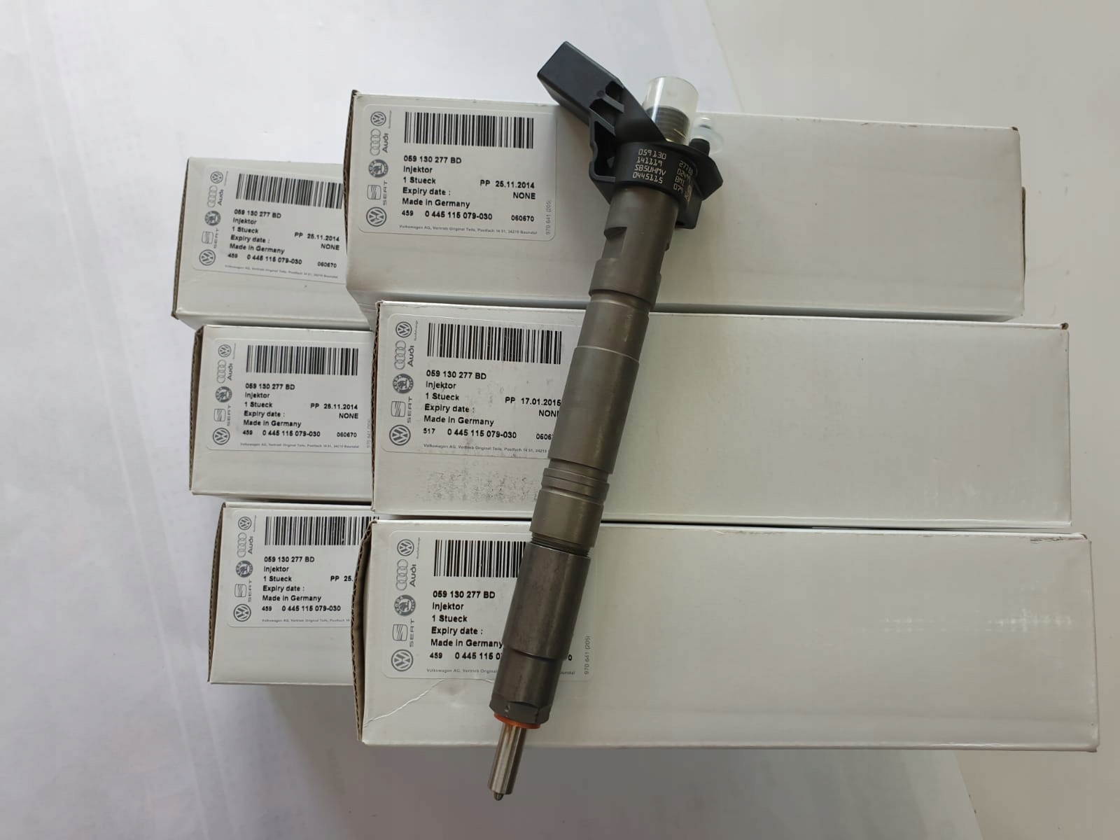 VSTREKOVAČ 059130277BD 0445115078 AUDI 3.0 TDI