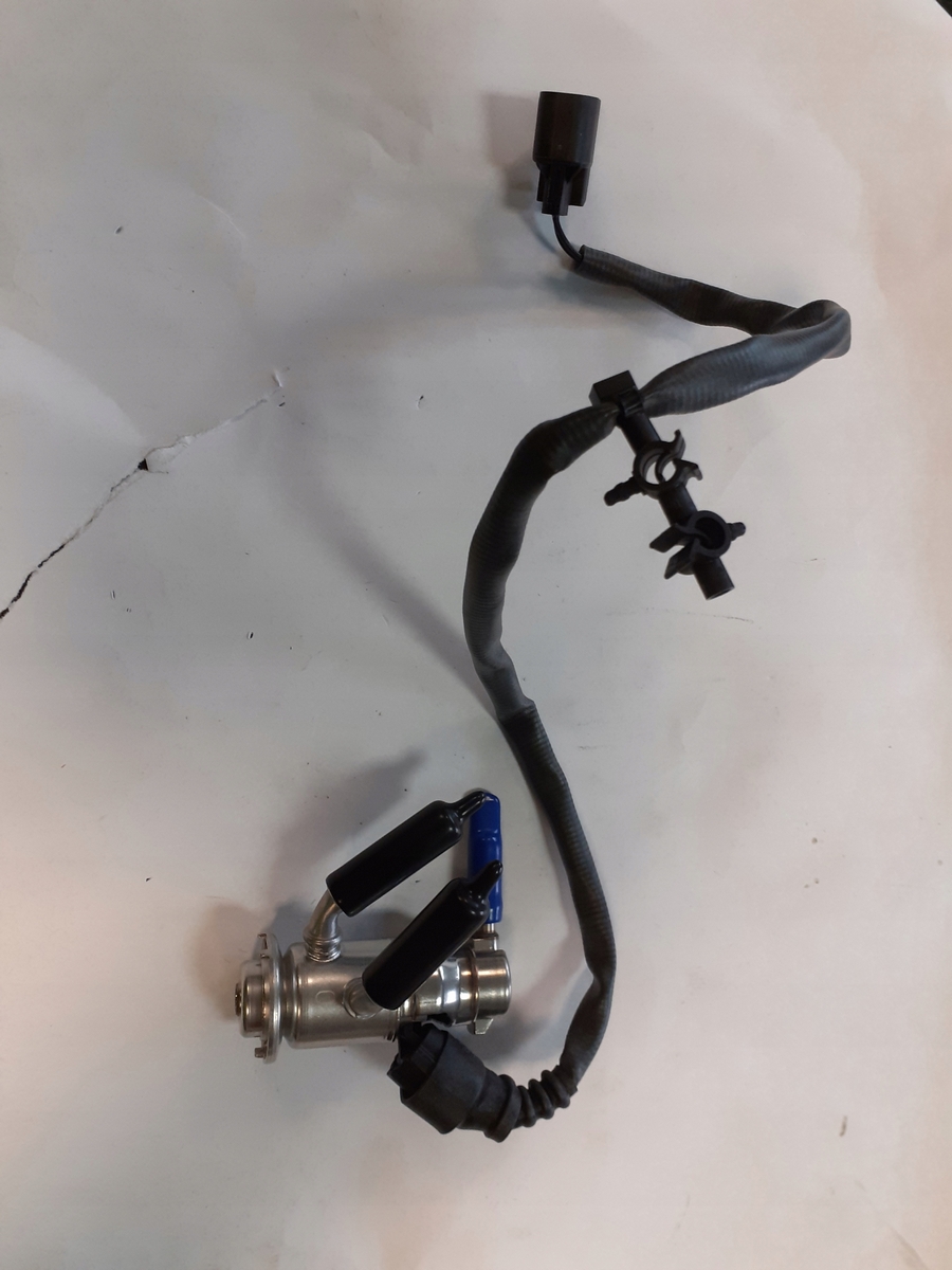 AD BLUE VSTREKOVAČ DPF FORD TRANSIT MK8 2.0 OE