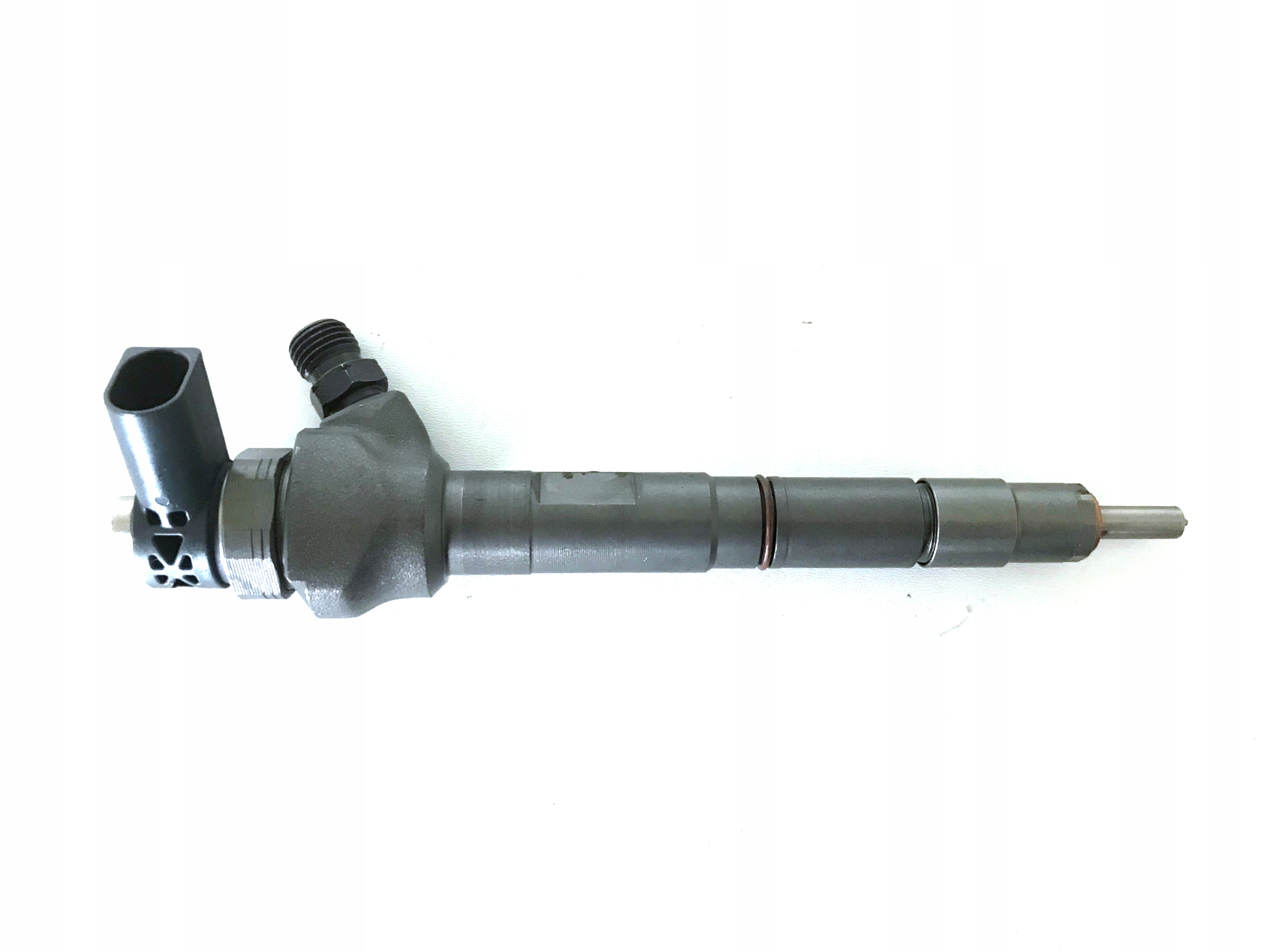 INJECTOR-E 0445110646 0445110647 03L130277Q NOVINKA
