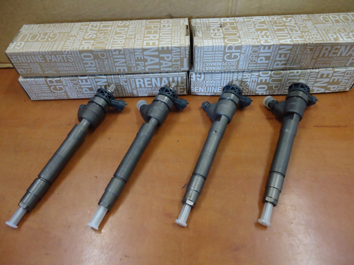 VSTREKOVAČ RENAULT RENAULT 1.6DCI 0445110546 166007885R