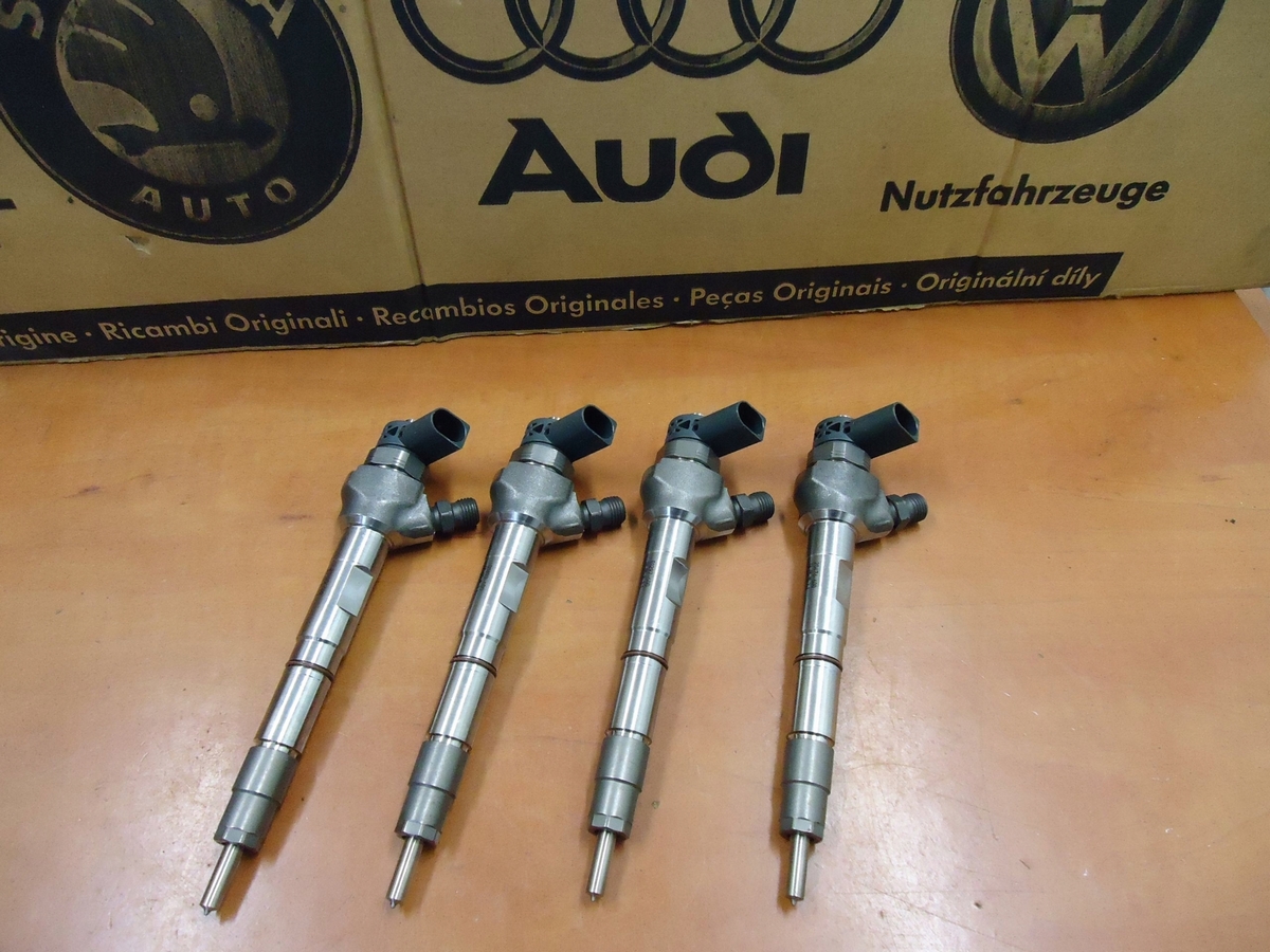 CRAFTER 2.0TDI VSTREKOVAČE 03L130277P 0445110551