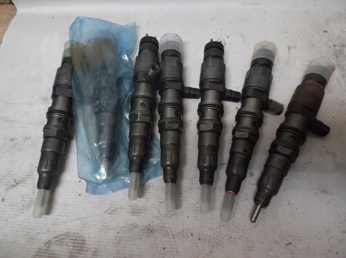 BOSCH vstrekovač MERCEDES ACTROS A4710700587 NOVINKA