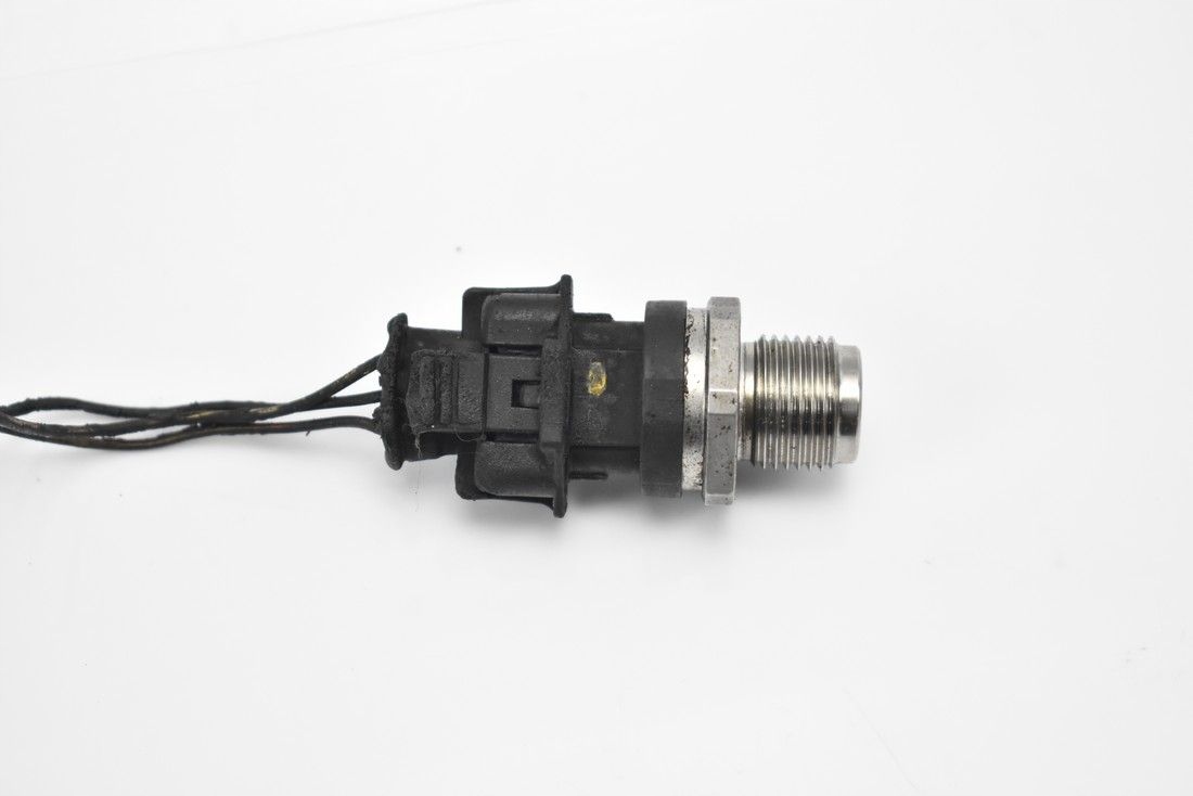 SNÍMAČ PALIVOVÉHO VENTILU 1.6D MERCEDES W205 C200 14-