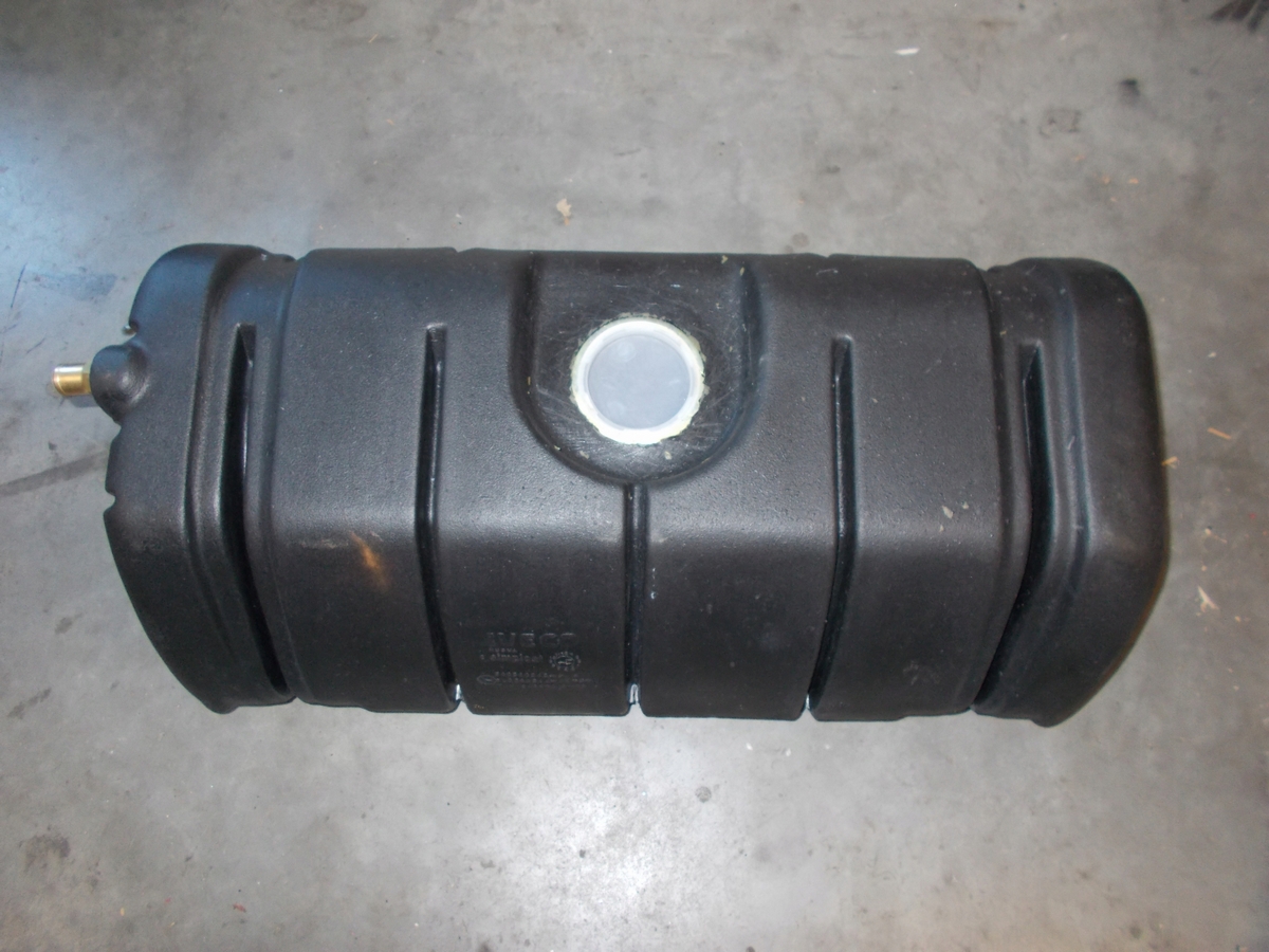 PALIVOVÁ NÁDRŽ IVECO DENNE 2000-2006 65 LITROV