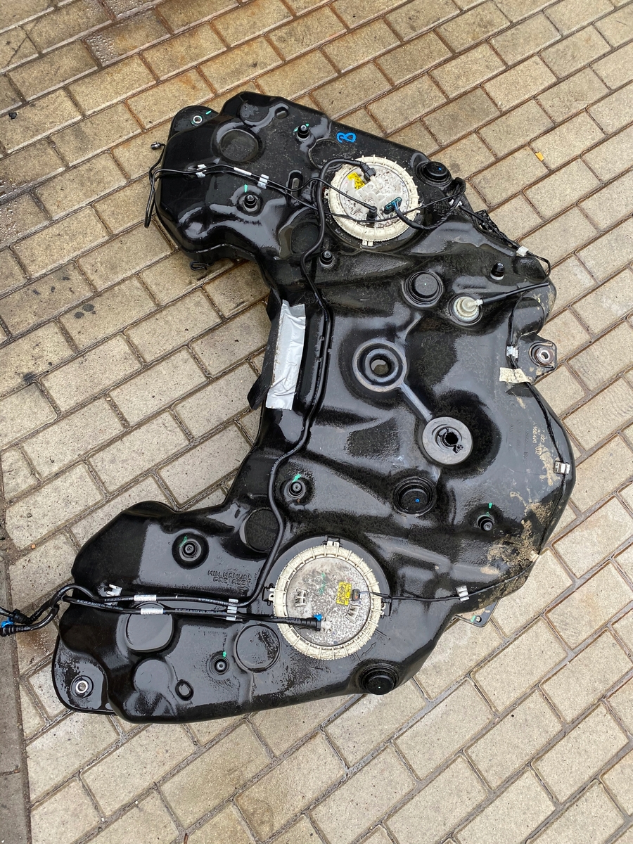 MERCEDES A1644710501 DIESELOVÁ PALIVOVÁ NÁDRŽ, ČERPADLO