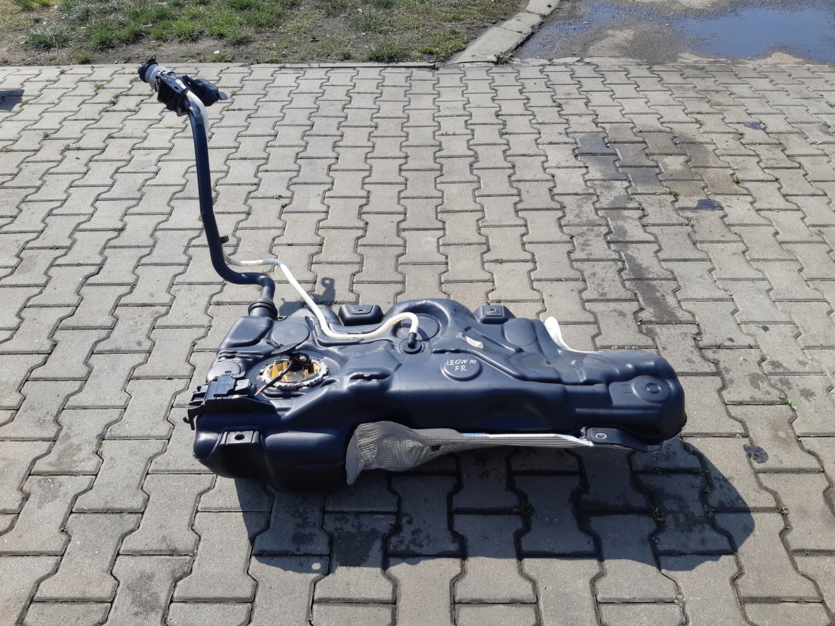 PALIVOVÁ NÁDRŽ NA SEAT LEON III FR 2,0 HB 5Q0201085